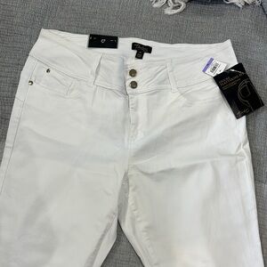 Thalia White Strechy Ankle Women's pants